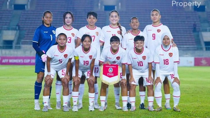 Chiến thắng giúp tuyển nữ Indonesia mở toang cơ hội vào bán kết.
