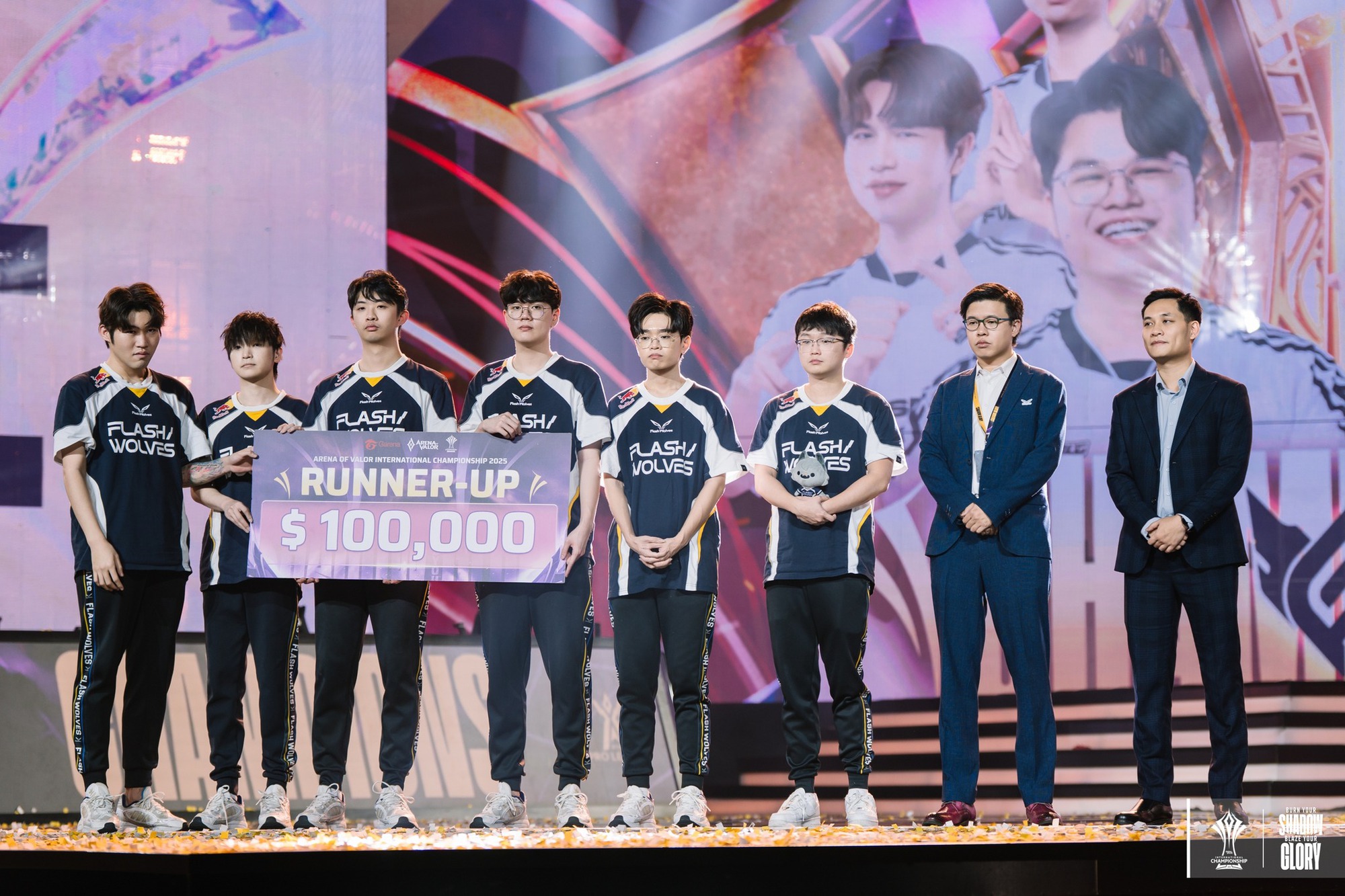 Flash Wolves Á quân AIC 2025