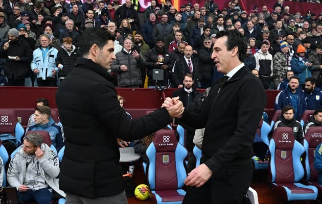 Emery chiến thắng trước Arsenal