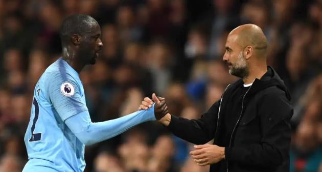 Toure so sánh Guardiola với rắn