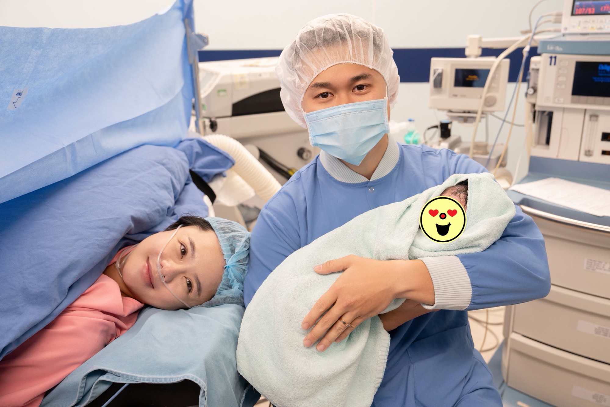 Chị đẹp Vbiz và chồng doanh nhân chào đón con gái đầu lòng- Ảnh 1.