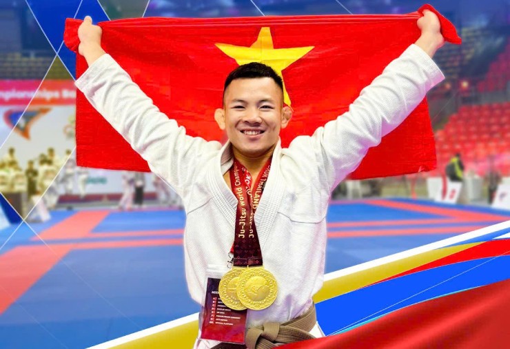 Hồng Sơn thi đấu hạng cân 62kg Jujitsu