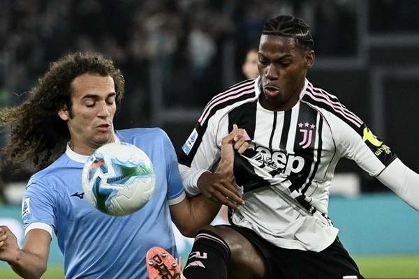 Lazio và Juventus trên sân Olimpico Lazio vs Juventus tại Olimpico
