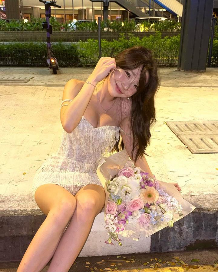 Hot girl 2k4 sở hữu nhan sắc ngây thơ nhưng body đẹp như nữ thần Hy Lạp- Ảnh 4. Hot girl 2k4 sở hữu nhan sắc ngây thơ nhưng body đẹp như nữ thần Hy Lạp- Ảnh 4.