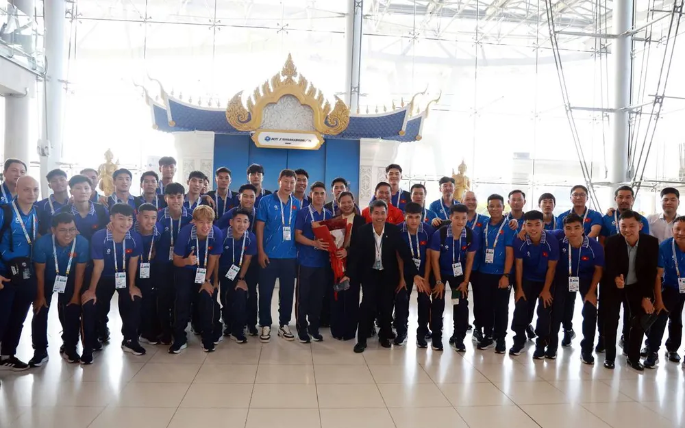 U22 Việt Nam có 2 ngày chuẩn bị tại Bangkok trước khi bước vào trận ra quân SEA Games 33 U22 Việt Nam chuẩn bị tại khách sạn Bangkok