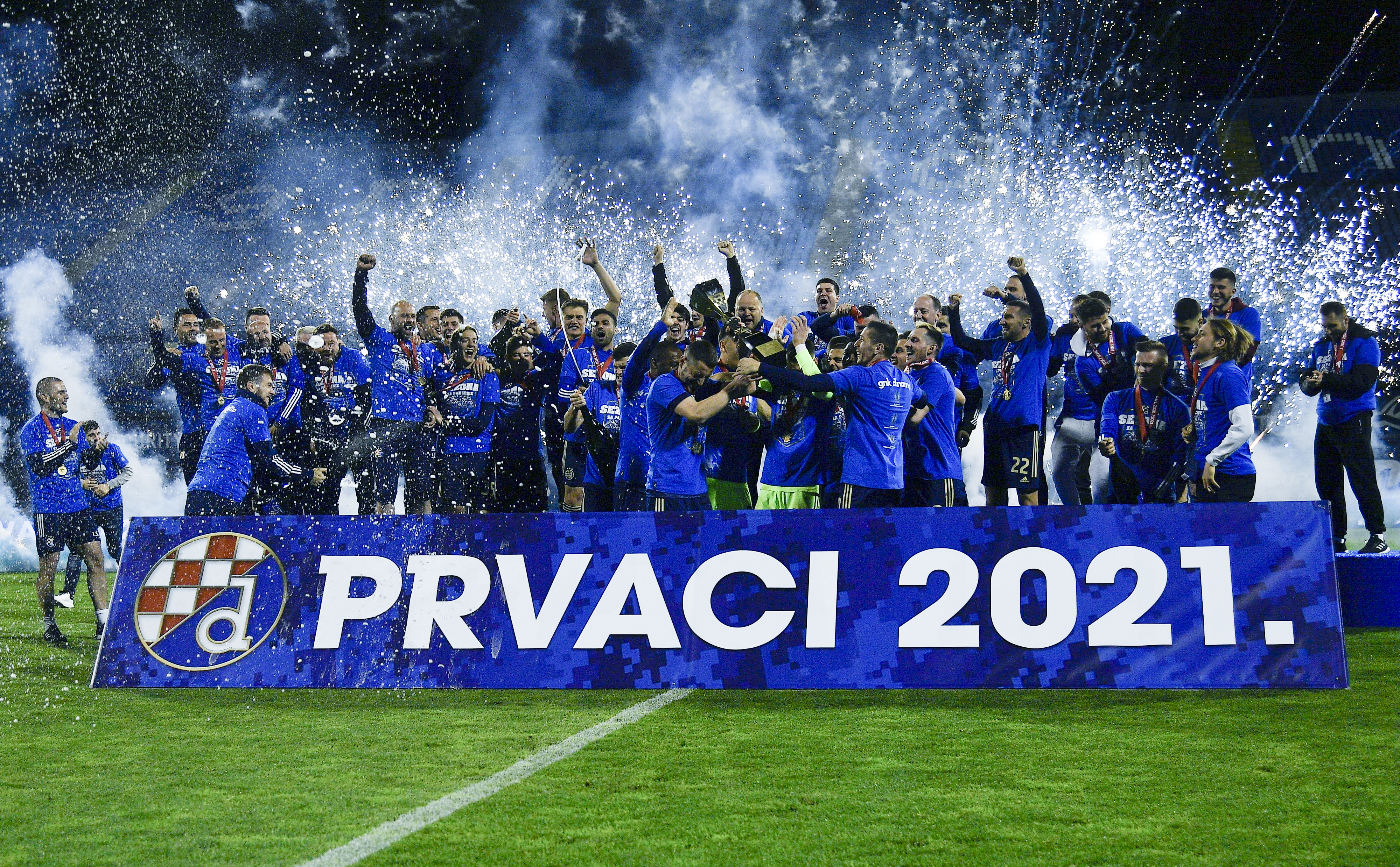 Dinamo Zagreb có lịch sử kiêu hùng nhưng đầy vết xước
