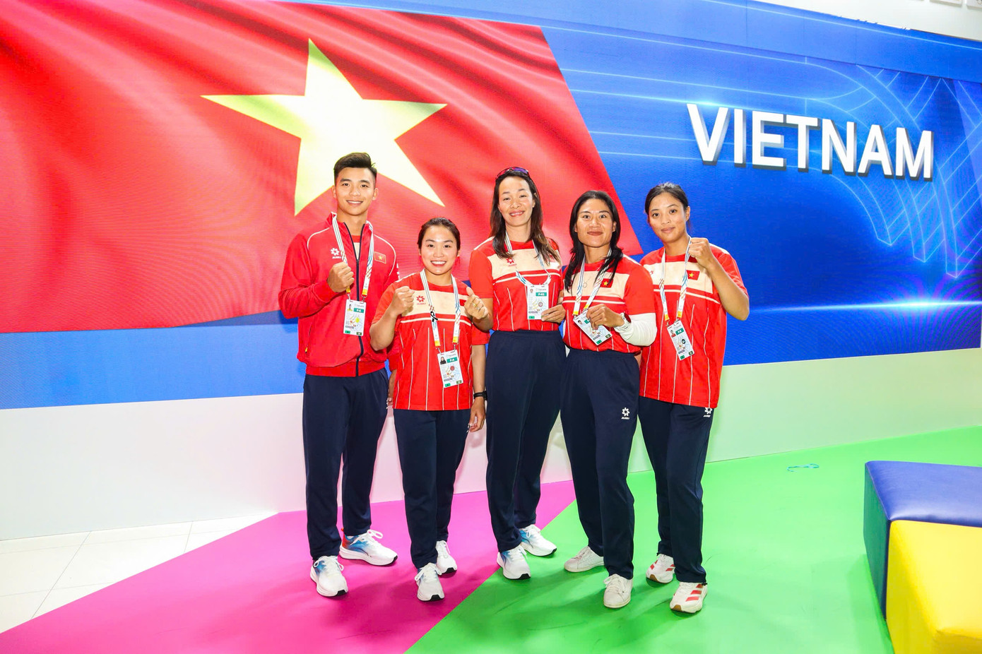 Khoảnh khắc đáng nhớ của đoàn thể thao